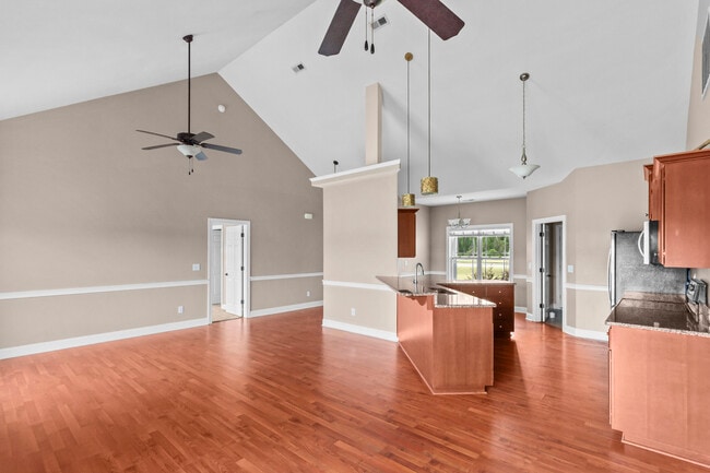 Building Photo - 301 Antioch Rd