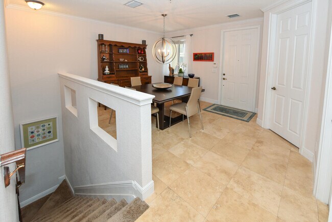 Building Photo - 3033 Waterside Cir