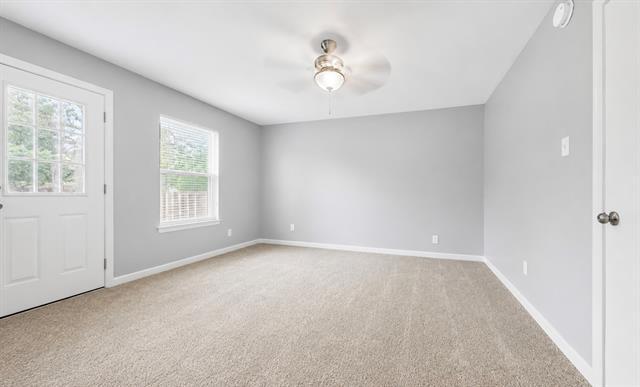 Building Photo - 6321 Walraven Cir
