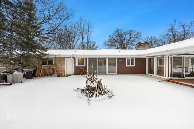 Building Photo - 23670 N Elm Rd