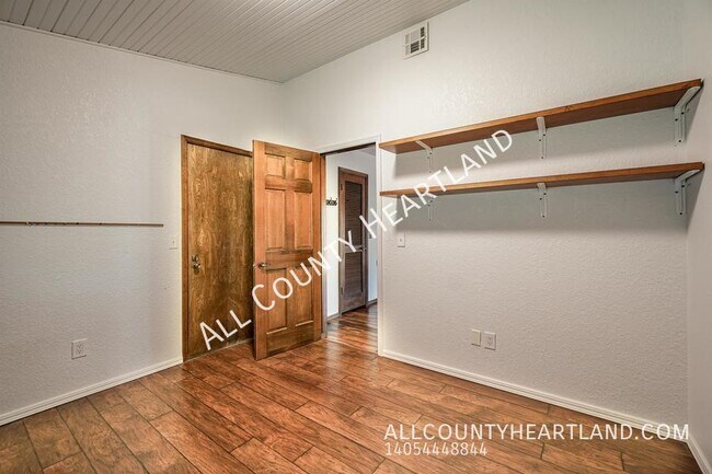 Building Photo - 10408 Casa Linda