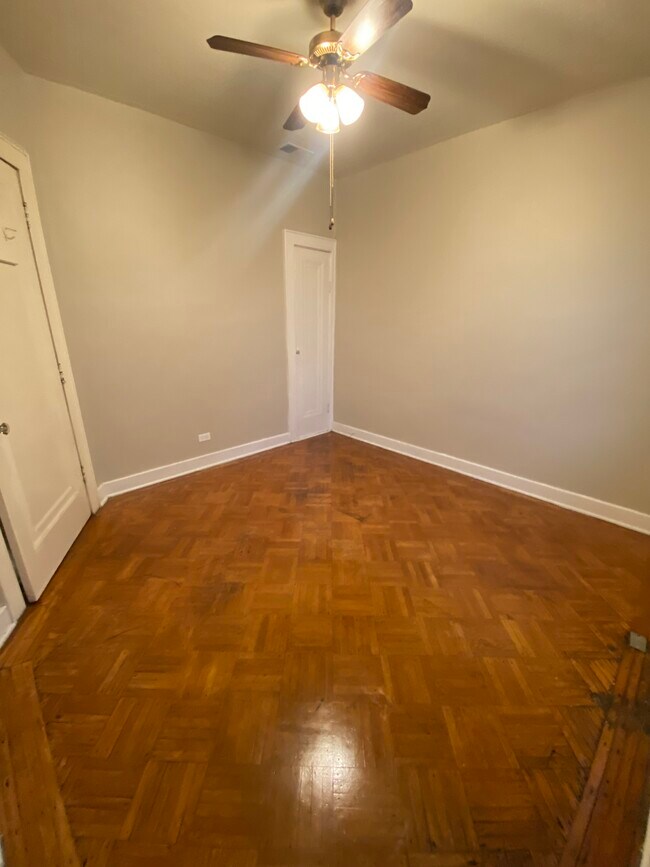 Building Photo - 309 W Whitney Ave