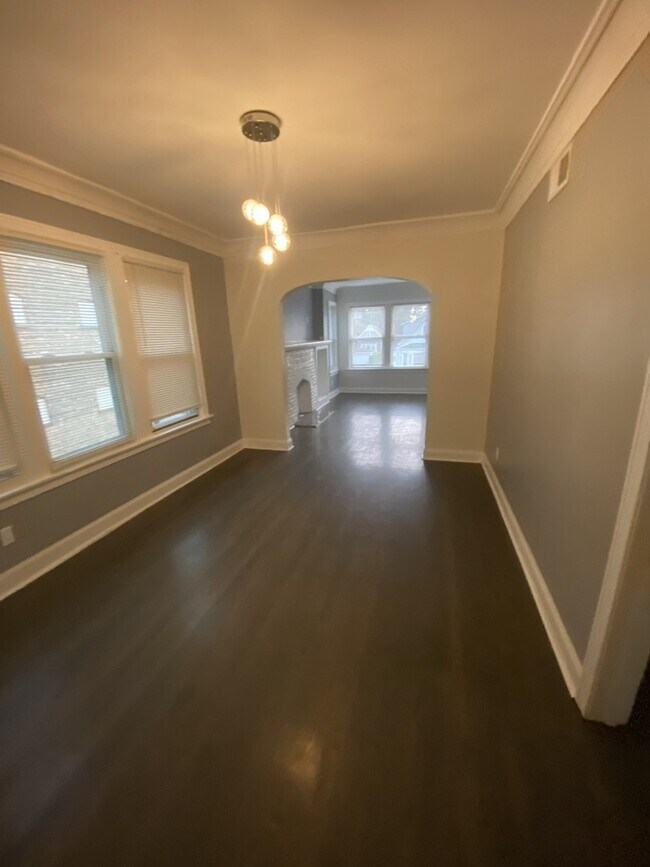 Building Photo - Charming 3-Bedroom Home | Updated Kitchen | Shared Laundry