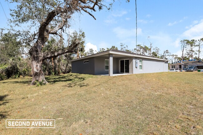 Building Photo - 377 Avella St