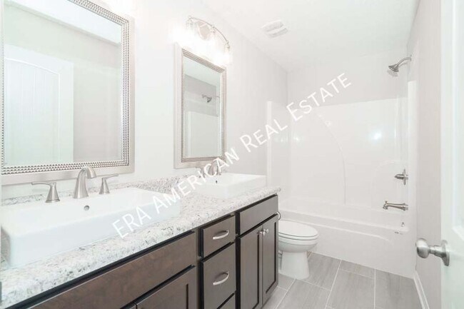 Building Photo - 317 Dahlquist-