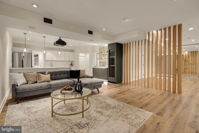 Building Photo - 4913 Sherier Pl NW