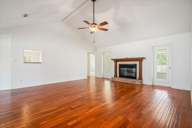 Building Photo - BEAUTIFUL QUAIL CREEK ESTATES OF FAIRHOPE