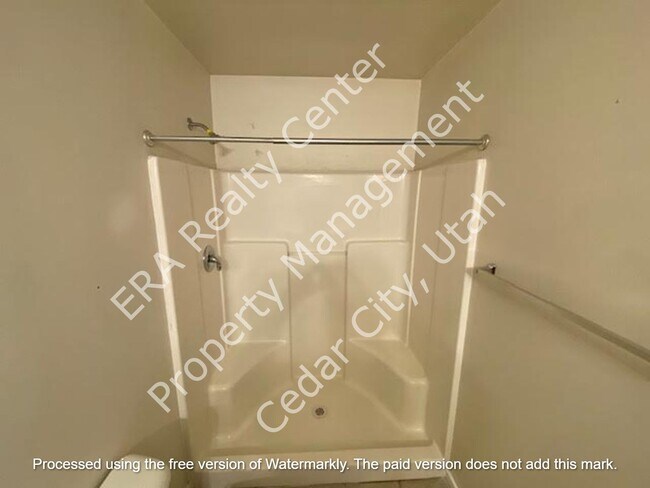 Building Photo - Move-In Discount!! 2 bedroom, 2 bathroom apartment