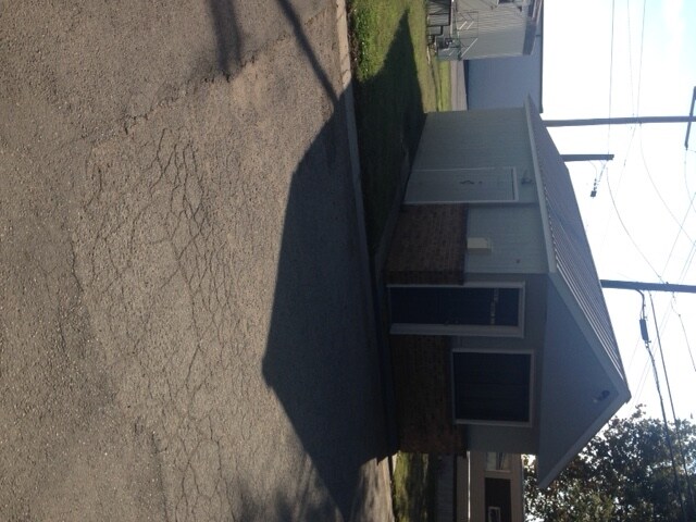 Office and storage, maintanence shop - Trailer Village MHC