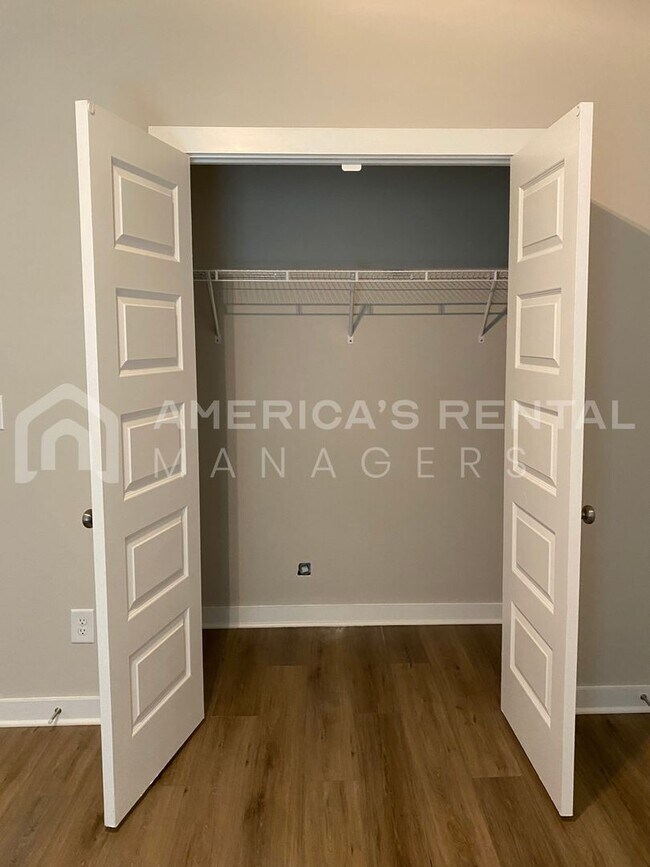 Building Photo - Home for Rent in Odenville, AL! Available to View with 48 Hours Notice!!