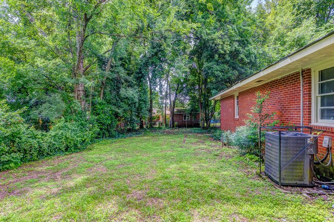 Building Photo - 3720 Pelzer Ave