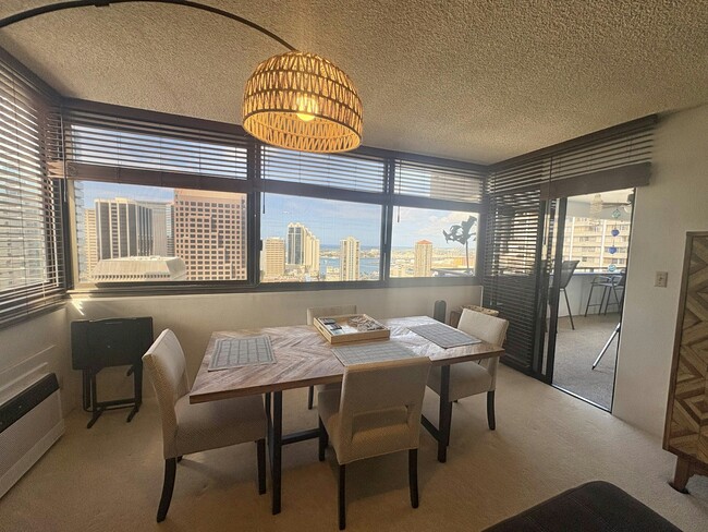 Building Photo - 55 S Kukui St
