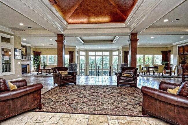 Building Photo - 6000 Shepherd Mountain Cove