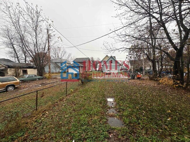 Building Photo - Three Bedroom House | Now Available