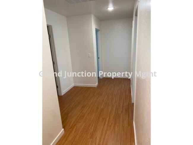 Building Photo - ORCHARD MESA
