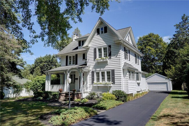 Building Photo - 106 Ellingwood Dr