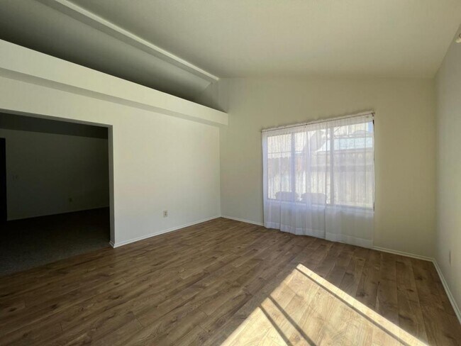 Building Photo - 2258 Gregory Ave