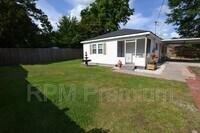 Building Photo - 9516 Gassie St