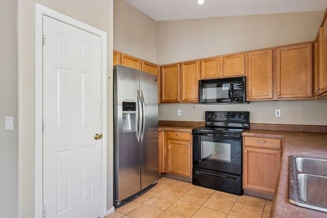 Building Photo - 6664 E Virginia St