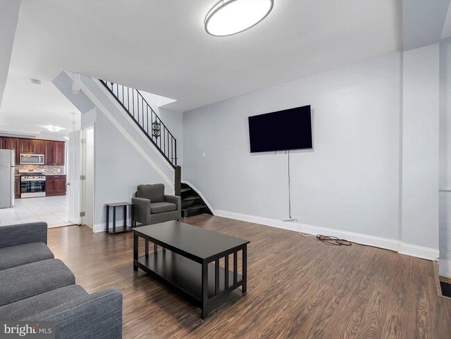 Building Photo - 1713 E Lafayette Ave