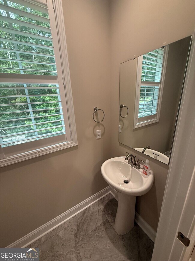 Building Photo - 101 Scaup Dr