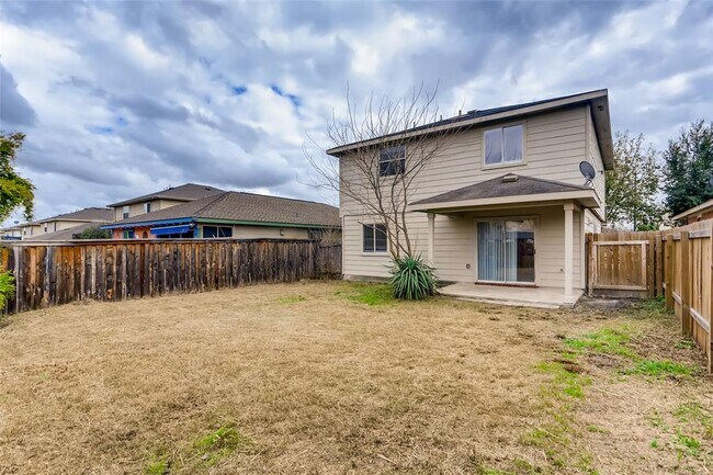 Building Photo - 1700 Anise Dr