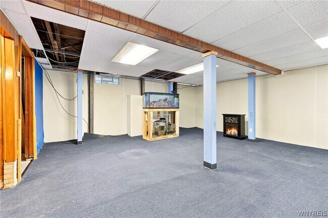 Building Photo - 53 Hartford Rd