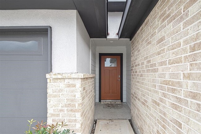 Building Photo - 7411 Victoria Brook Trace