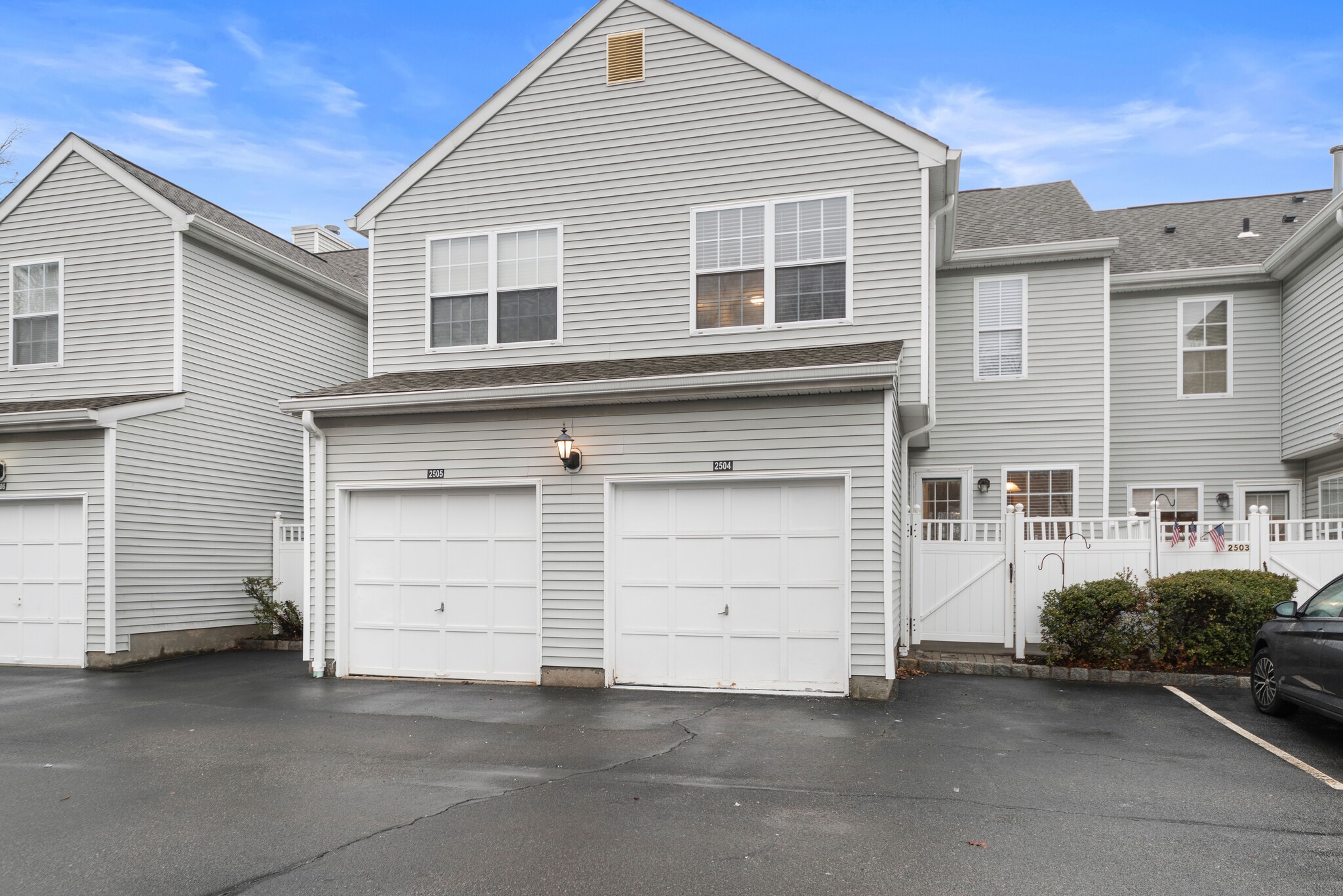Garage, rear entrance - 2504 Cortland Ln