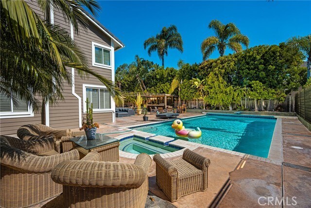 Building Photo - 2281 Orchard Dr