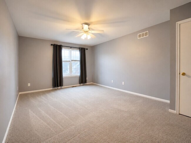 Building Photo - 46 Bark Hollow Ln