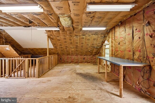 Building Photo - 42 Kitty Ln