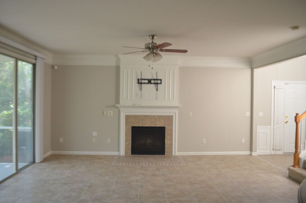 Living Room - 11097 Castlemain Cir S