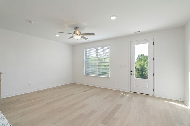 Building Photo - 1472 Mountain Quail Cir