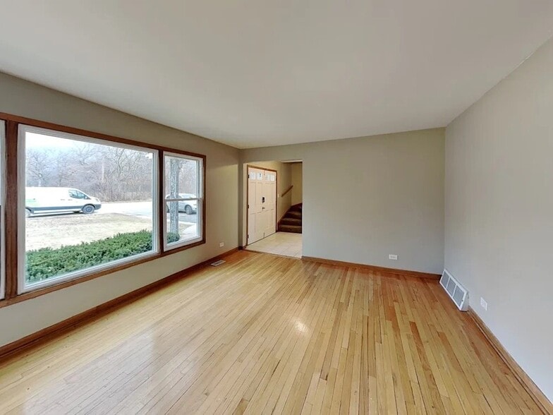 Building Photo - 8613 S Kean Ave