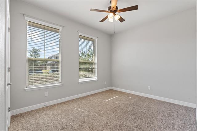 Building Photo - 1402 Fremont Trl