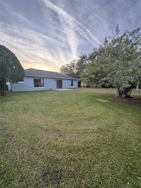 Building Photo - 913 San Rafael Way