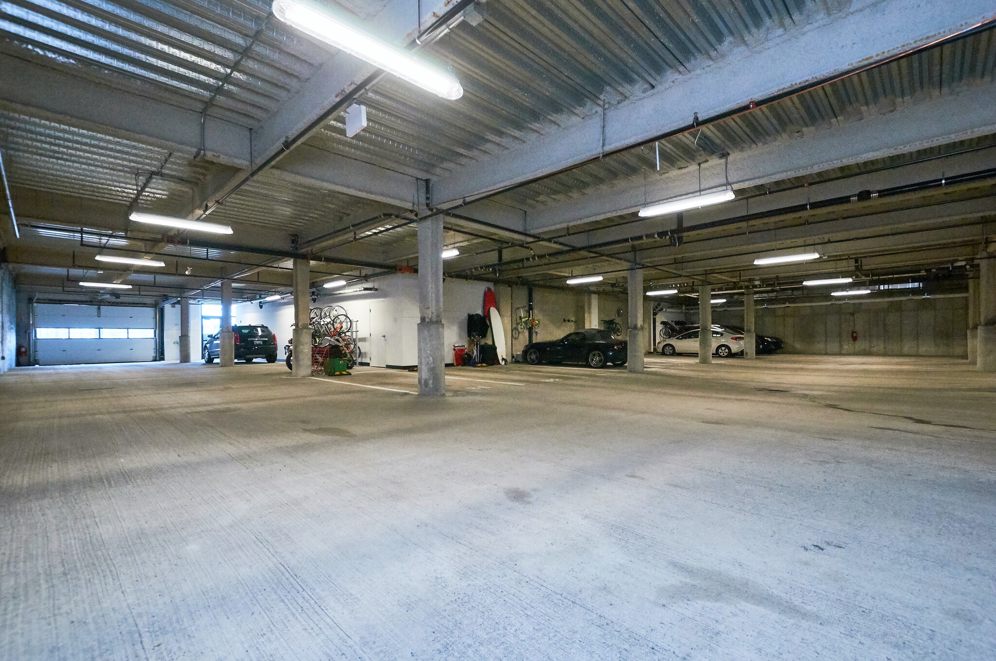 Building Photo - 250 Meridian St