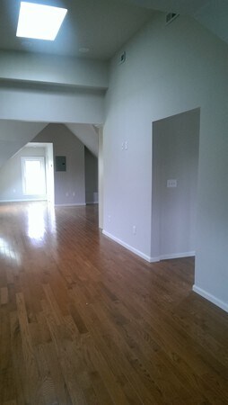 Building Photo - 893 South St