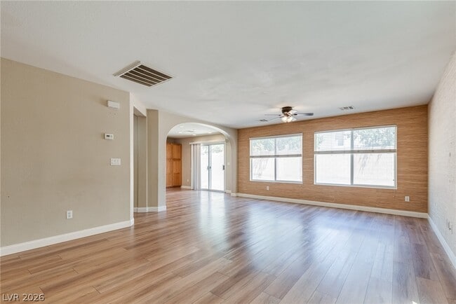Building Photo - 9072 Cedar Door Ave