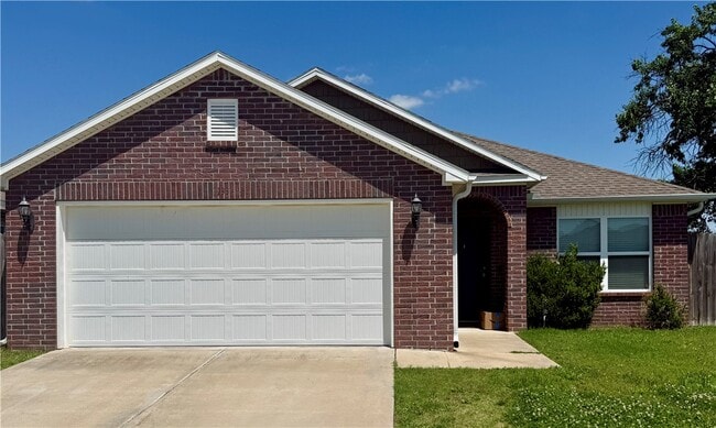 Building Photo - 1334 S Kingfisher Ln