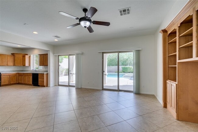 Building Photo - 11933 Orense Dr