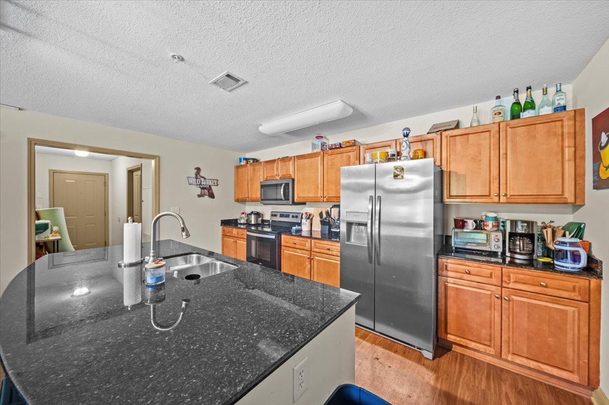 Building Photo - 1613 Muscovy Way