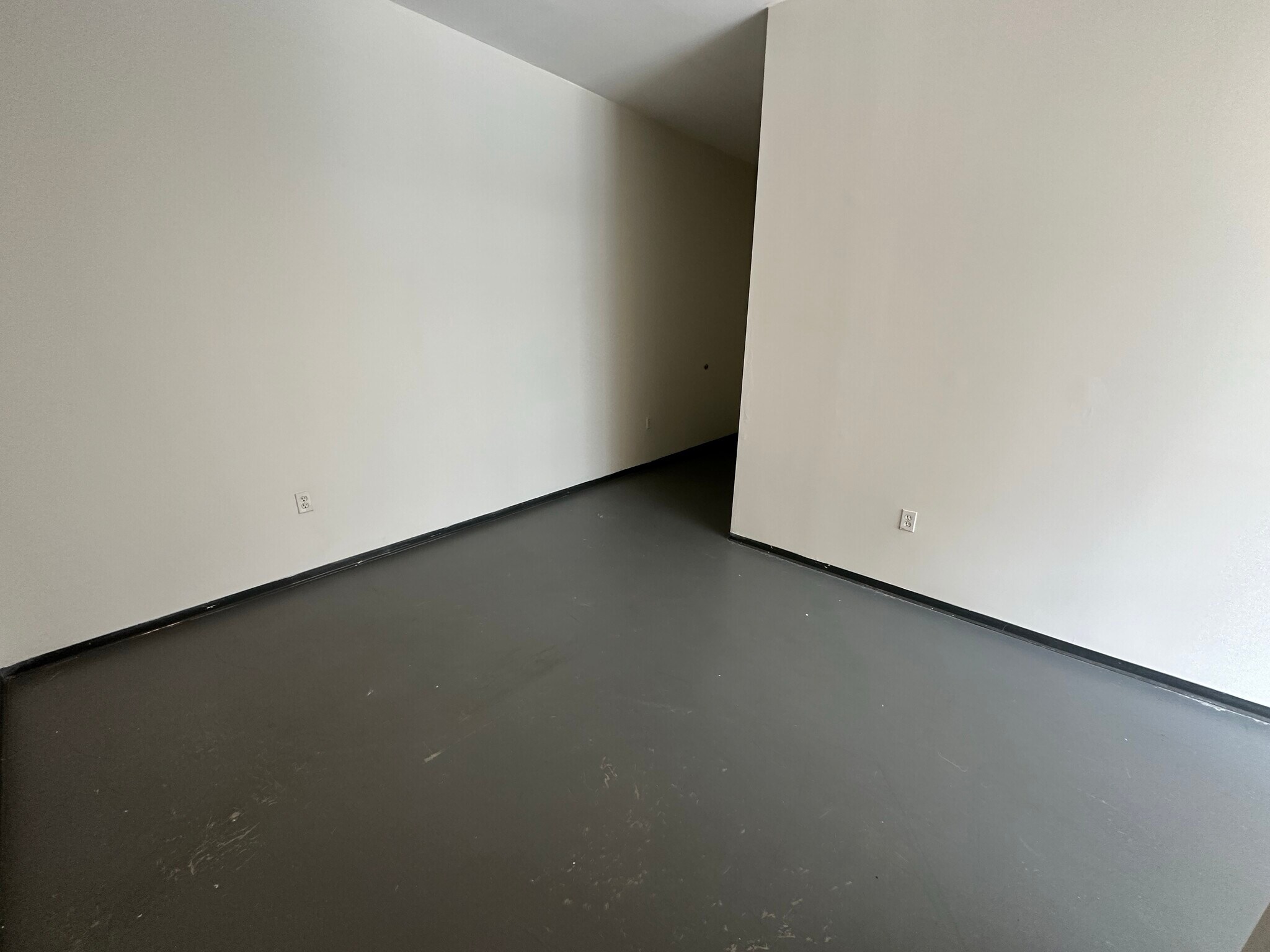 Building Photo - 117 E Berkeley St