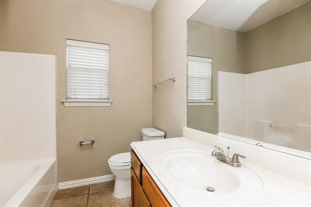 Building Photo - 208 Kennedy Dr