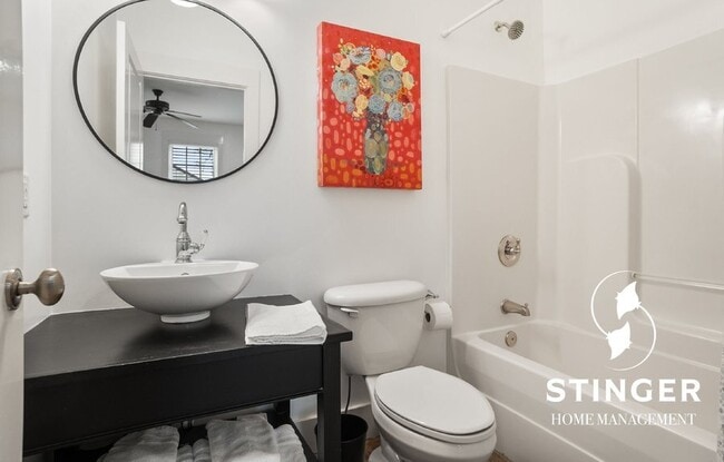 Building Photo - 3 Market-2