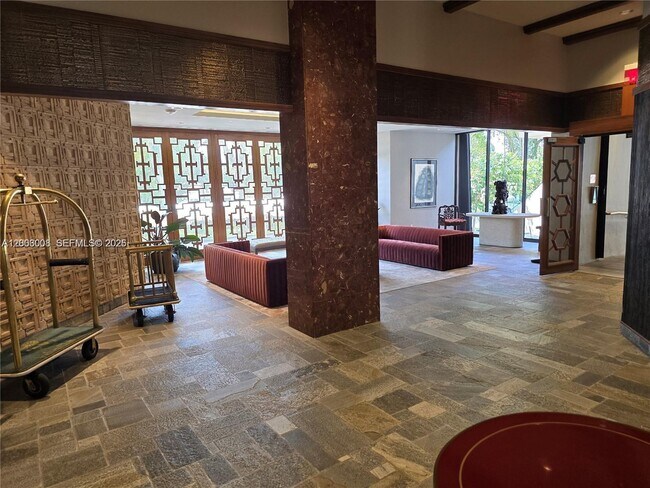 Building Photo - 11113 Biscayne Blvd