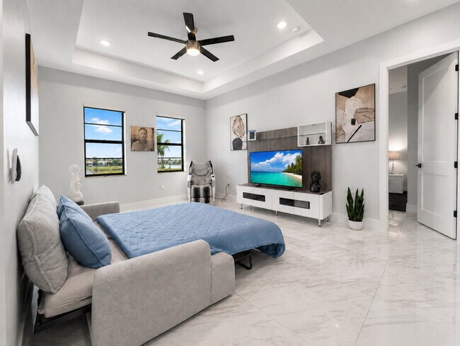Building Photo - 3611 Gulfstream Pkwy