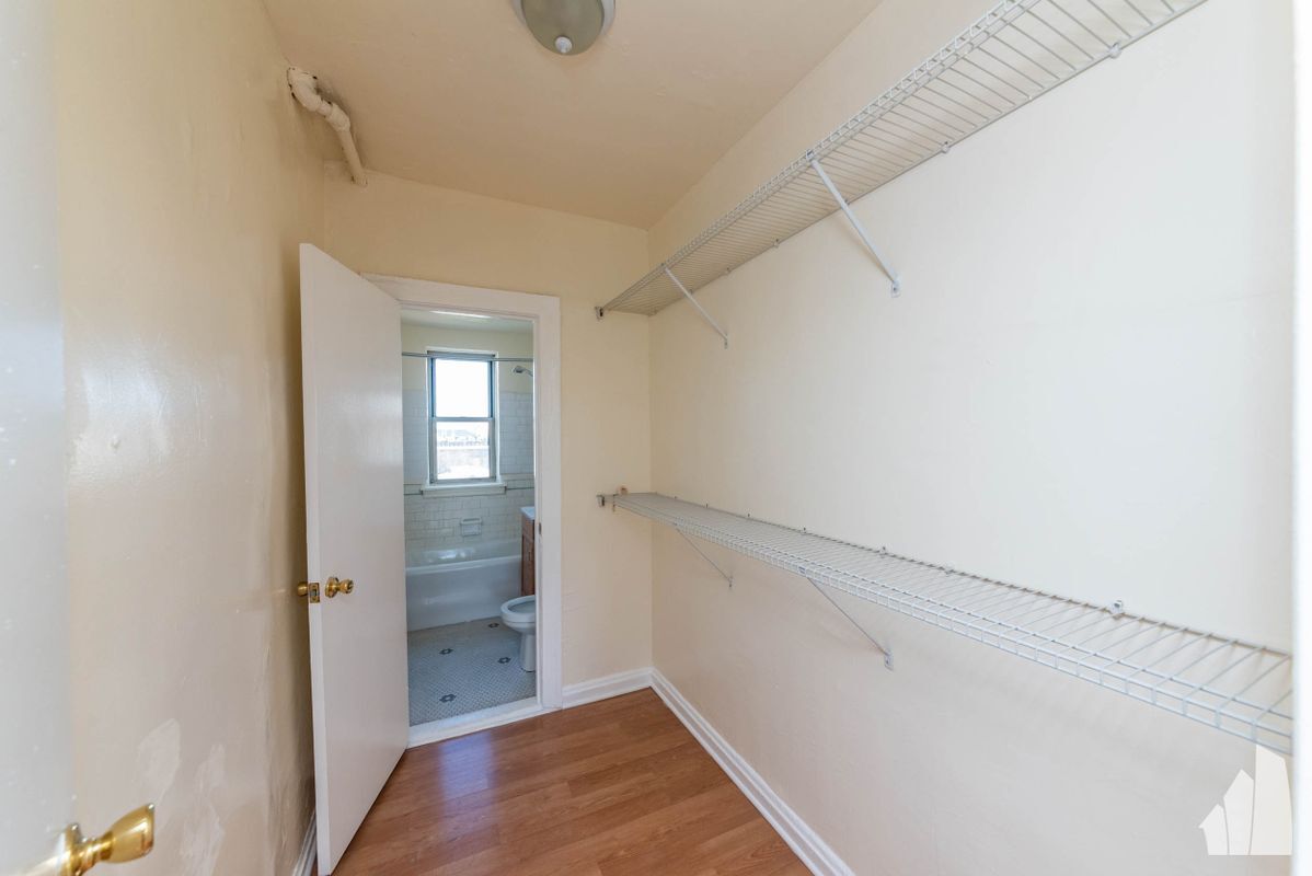 Building Photo - 4521 Malden St