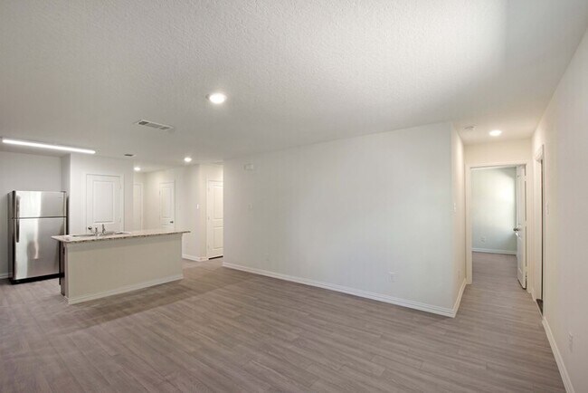 Building Photo - 2915 Bourland St